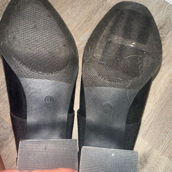 Ann Klein Solid Black Block Heel Closed Toe Suede Boots Zip Up Size 9 - Picture 14 of 16